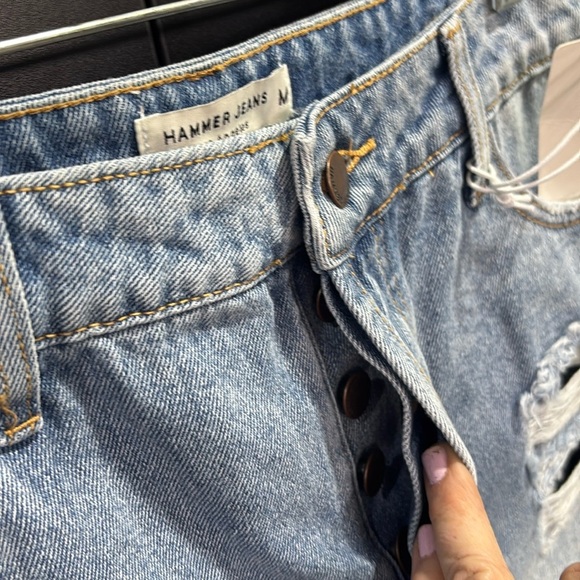 Hammer Jeans High Rise,distressed,5 pocket,belt loop,button fly,frayed cuff,jean - Picture 5 of 11